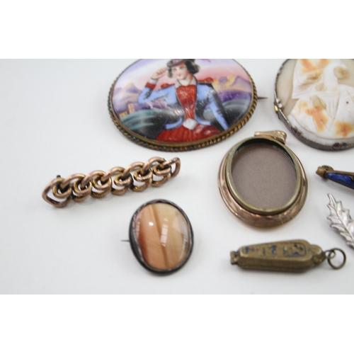 215 - A collection of antique jewellery including rolled gold