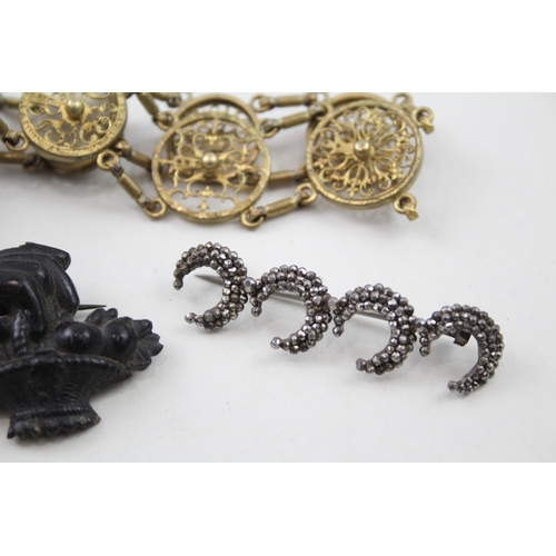 227 - A collection of antique jewellery including cut steel