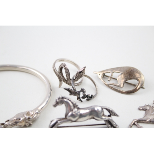 236 - A collection of silver animal jewellery