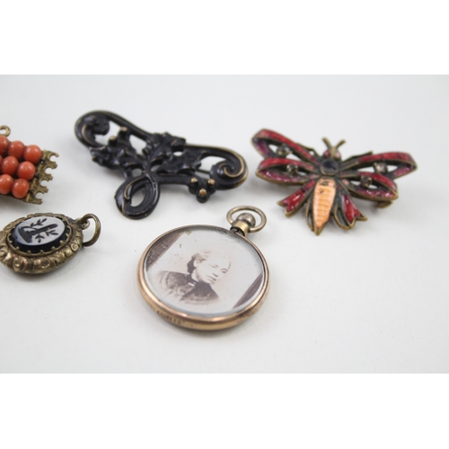 254 - A collection of antique jewellery including Coral