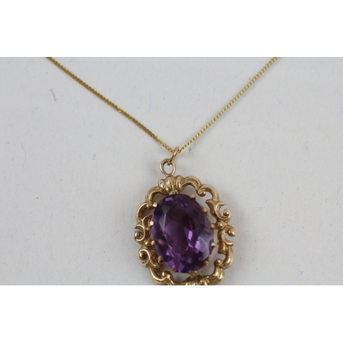 42 - 9ct gold vintage amethyst pendant with 9ct gold chain (3.9g)