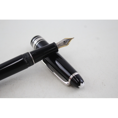 443 - Montblanc Meisterstuck Black Fountain Pen w/ 14ct White Gold Nib WRITING