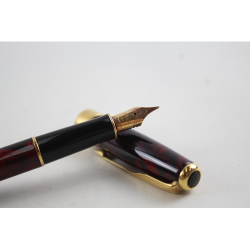 445 - Vintage Parker Sonnet Red Lacquer Fountain Pen w/ 18ct Gold Nib WRITING