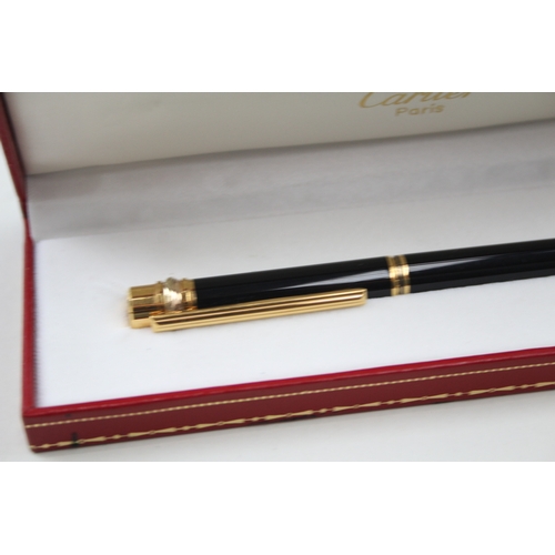 450 - Must De CARTIER Black Lacquer & Gold Plated Fountain Pen 18ct Nib WRITING