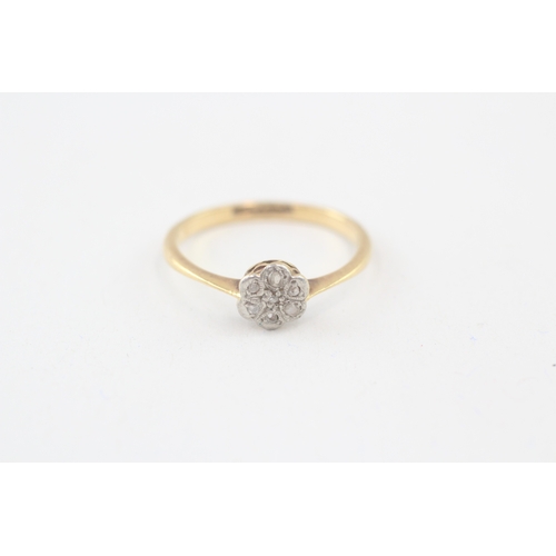 88 - 18ct gold antique diamond daisy cluster ring (1.9g) Size  M 1/2