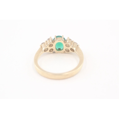 94 - 9ct gold chrysoprase and cubic zirconia dress ring (3.5g) Size  P