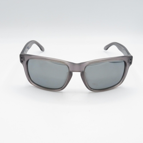 377 - 2 x Designer Sunglasses