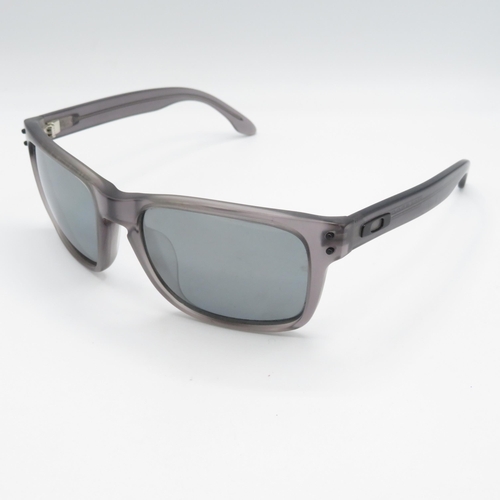 377 - 2 x Designer Sunglasses