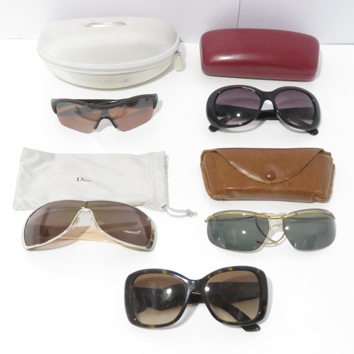 378 - 5 x Designer Sunglasses