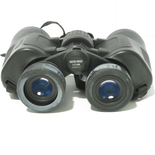 392 - Hawke Blackwatch WP 8x42 Waterproof Binoculars Working w/ Original Case