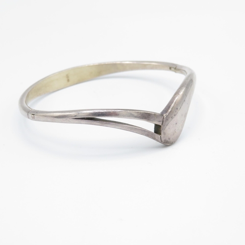 294 - 2 x Silver bangles (51.9g)