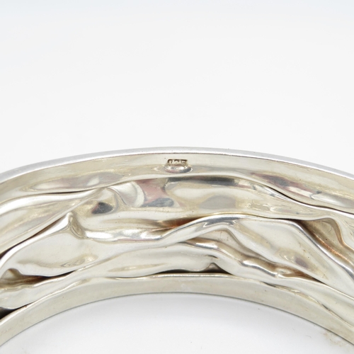 301 - 2 x HM silver cuff bangles (49.7g)