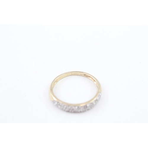 10 - 9ct gold diamond half eternity dress ring (1.4g) Size  M 1/2