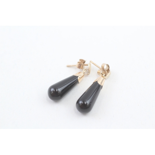 142 - 9ct gold vintage onyx drop earrings (1.9g)