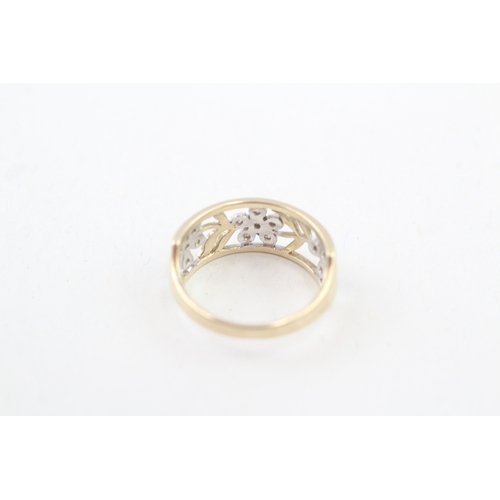 207 - 9ct white & yellow gold diamond openwork floral ring (2.5g) Size  M