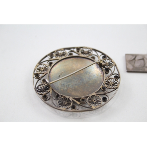 246 - Silver Scandi brooch and pendant including Nina Breddal