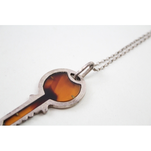 254 - Silver key pendant set with Amber on chain