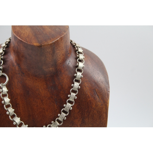 282 - Silver Victorian bookchain necklace