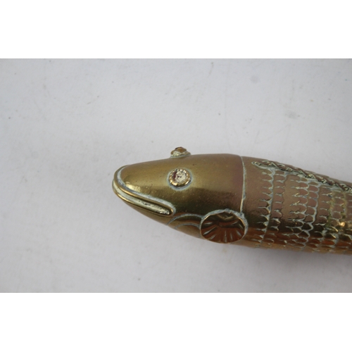 358 - Brass Articulated Fish Working Vintage Length: 20cm 136g