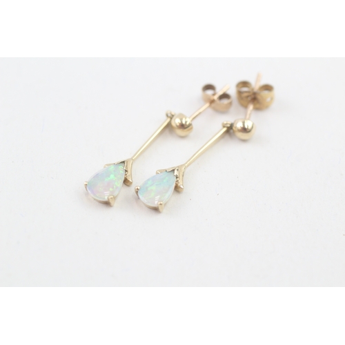 45 - 9ct gold opal drop earrings (1.8g)