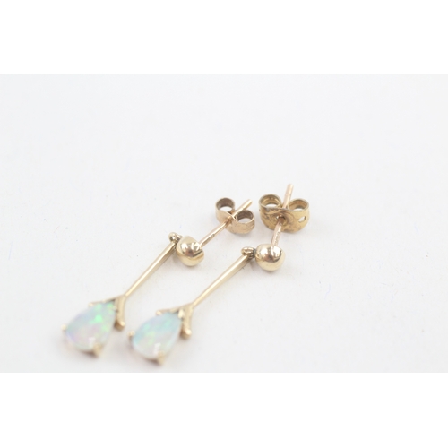 45 - 9ct gold opal drop earrings (1.8g)