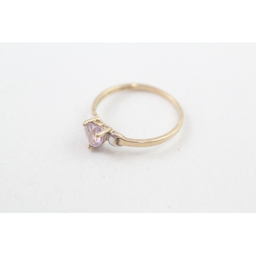 62 - 9ct gold amethyst heart cut solitaire dress ring (0.9g) Size  M