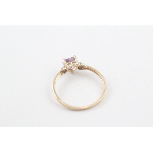 62 - 9ct gold amethyst heart cut solitaire dress ring (0.9g) Size  M