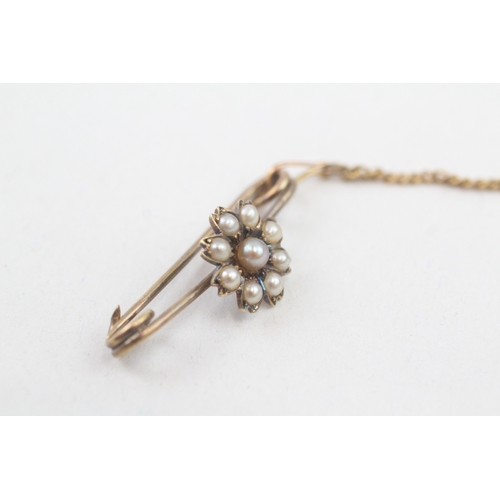 92 - 9ct gold vintage seed pearl floral bar brooch (2.7g)