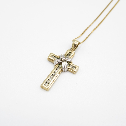 228 - 9ct gold diamond set Christian cross pendant necklace (3.2g)