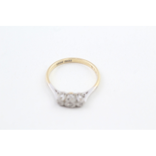 108 - 18ct gold vintage diamond three stone ring (2.5g) Size  P