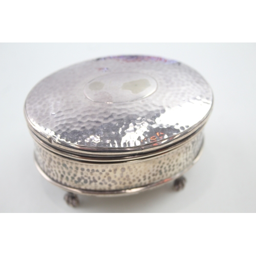 413 - ARTS & CRAFTS 1907 Birmingham Sterling Silver Hammered Jewellery Box (78g)