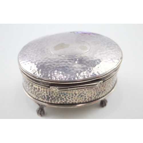 413 - ARTS & CRAFTS 1907 Birmingham Sterling Silver Hammered Jewellery Box (78g)