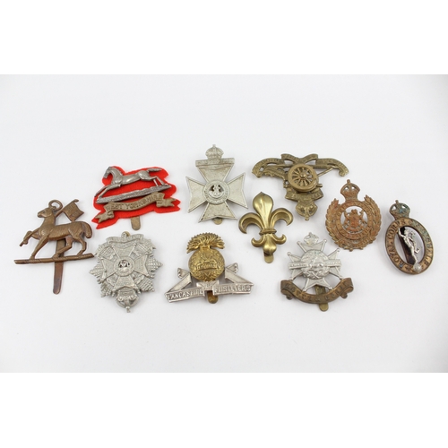 440 - Military Cap Badges Inc KRRC, Notts & Derby, Queens, Etc x 10