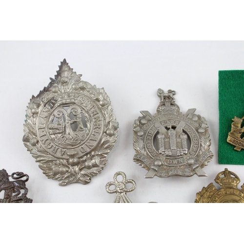 444 - Military Cap Badges Inc KOSB, A & S.H, Dragoons, Etc x 10