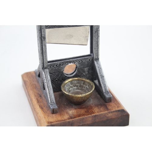 468 - A Novelty Desk-Top Cigar Cutter / Paper Weight Modelled As A French Guillotine