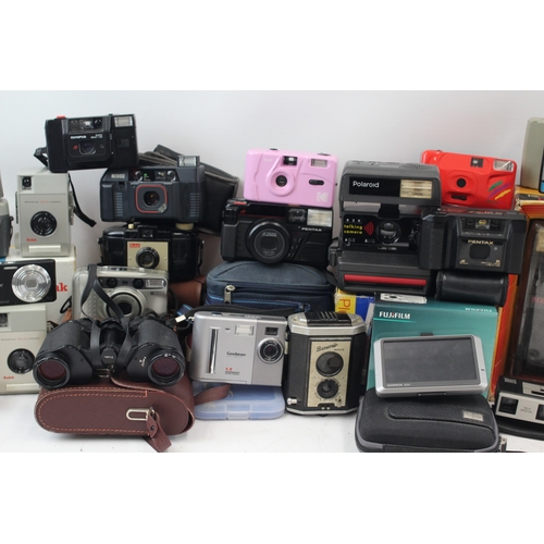 472 - Assorted Vintage Cameras Inc. SLRs, DSLRs, Lenses, Digital Bridges Etc. Job Lot