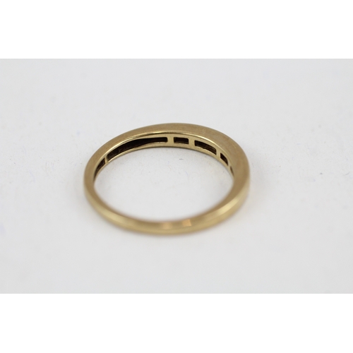 48 - 9ct gold vintage diamond half eternity ring (1.6g) Size  M