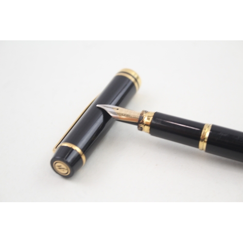 497 - Waterman Ideal Black Lacquer Fountain Pen w/ 18ct Gold Nib WRITING