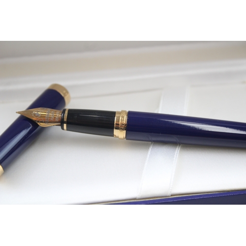 505 - Waterman L'Etalon Navy Lacquer Fountain Pen w/ 18ct Gold Nib WRITING Boxed