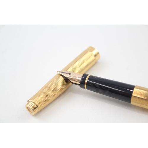 507 - Vintage Parker 75 Gold Plated Fountain Pen w/ 14ct Gold Nib WRITING