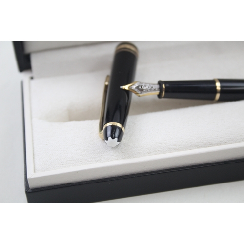 511 - Vintage Montblanc Meisterstuck Black Fountain Pen w/ 18ct Gold Nib WRITING