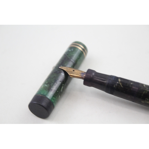 516 - Vintage Parker Duofold Lucky Curve Green Fountain Pen w/ 14ct Gold Nib WRITING