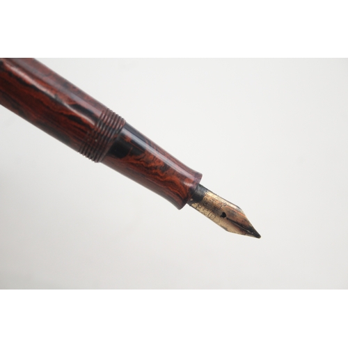 519 - Vintage Conway Stewart The Universal Wood Effect Fountain Pen 14ct Nib WRITING