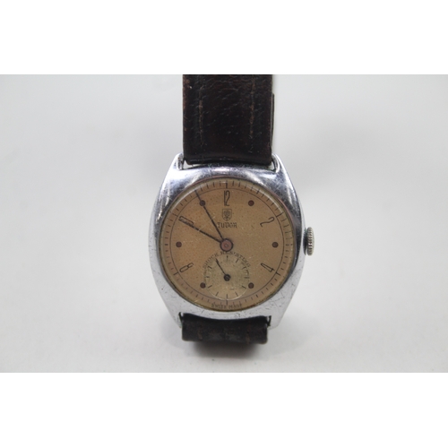 541 - Men's Vintage Tudor Watch Hand-Wind WATCH RUNS