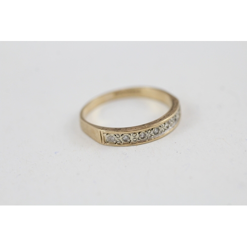 57 - 9ct gold vintage diamond half eternity ring (1.5g) Size  M