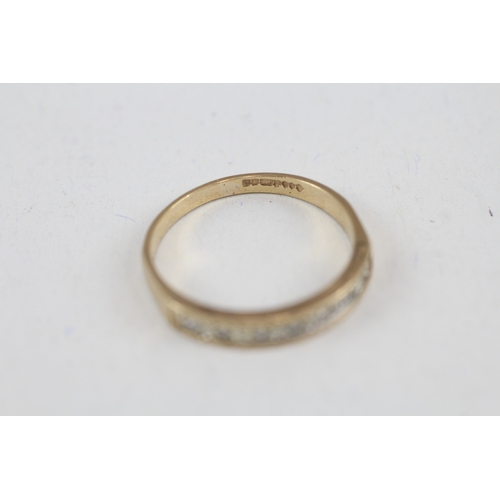 57 - 9ct gold vintage diamond half eternity ring (1.5g) Size  M