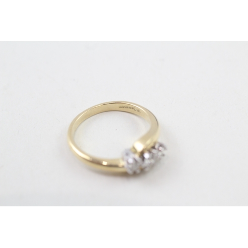 87 - 18ct gold vintage diamond three stone ring, total diamond weight: 0.25ct (approximately) (3.8g) Size... 