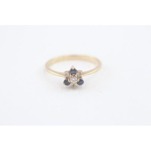 13 - 9ct gold sapphire & diamond cluster ring (1.6g) Size  M