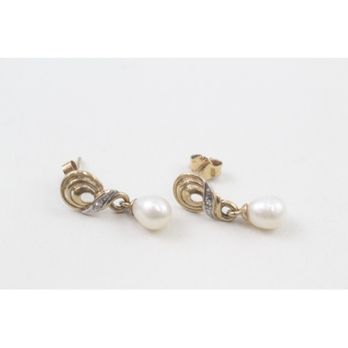 17 - 9ct gold cultured pearl & diamond drop earrings (1.8g)