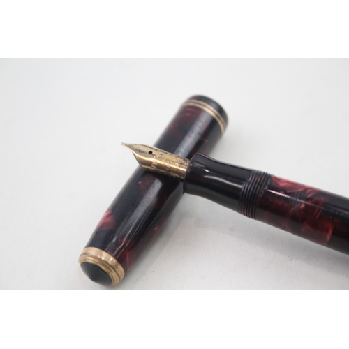 520 - Vintage Parker Vaccumatic Burgundy Fountain Pen w/ 14ct Gold Nib WRITING